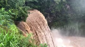 Hurricane Lane departs, but floods not over for Hawaii residents