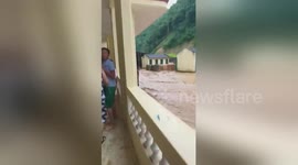 Pupils in Vietnam trapped as flash flood strikes school