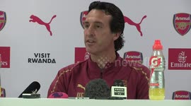 Unai Emery: Mesut Ozil is willing to play out wide for Arsenal