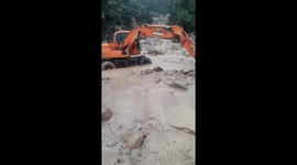 Rescue the people divided by the flood
