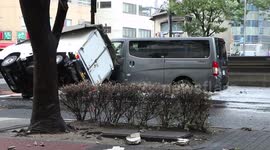 US tourist documents Typhoon Jebi devastation covering Japan's streets