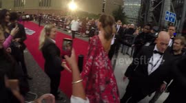 Did Kate Beckinsale push past Ronan Keating at the GQ Awards? This video suggests otherwise