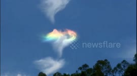 Rainbow cloud appears in southern China