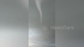 Powerful tornado touches down in eastern Spain
