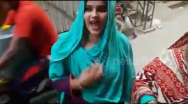 Indian road singer sing as like as Justin bieber.