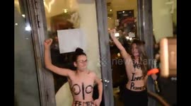 Femen screaming