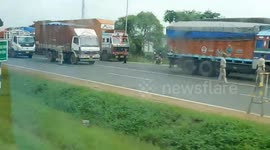 After Bridge collapse In Kolkata Mazerhat . all the havy vaichale lori are stand by on NH2 (in between bardhaman Kolkata national highway)