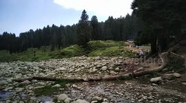 a short video of a tourist destination doodhganga at jammu and kashmir india