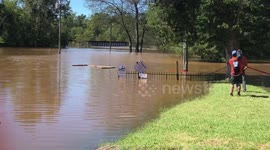 Fayetteville, North Carolina river hits major flooding stage following Florence