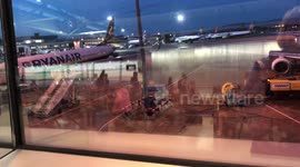 Airport and airplanes