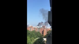 Smoke is still pouring out of the Arthur Capper Senior Apartments in Navy Yard. #DC https://t.co/KYW4QaP5Ui