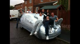 Best-EVER cling-filmed car prank!