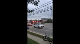 Large fire breaks out in Mississauga car scrapyard