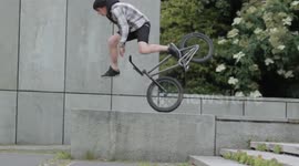 Impossible Funny Crash / Fail on BMX Bike!