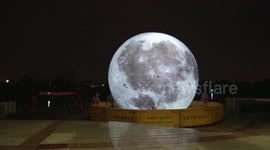 Manmade 'super moon' at Chinese park to celebrate Mid-Autumn Festival