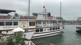 Accident boat on Halong bay!