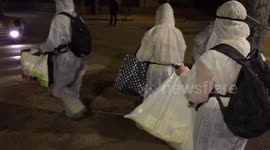 Catalan unionists remove pro-independence symbols at dead of night