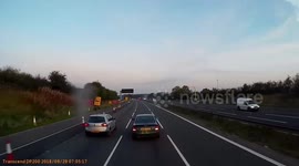 Motorist refuses to pull over despite driving on just three wheels