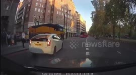 HGV road rage in London Mayfair park lane
