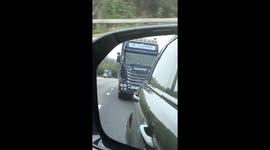 Idiot lorry driver on M20