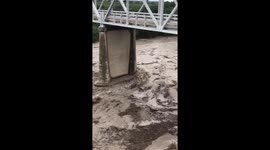 Llano River flooding at 87 bridge