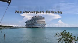 Time-lapse Thunderstorm moving over Harvest Cay (filmed from Norwegian Getaway)