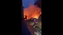 Huge fire at UCC Coffee Factory on Cetral Road in Dartford 11/10/18 6am