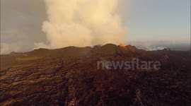 Drone Video Looks Inside Bárðarbunga Volcano! October 2014 Iceland