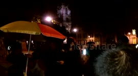 Police declare an umbrella and a blanket as a 'structure' that contravenes bylaws