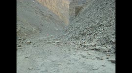 Un deslize de piedras en La Karakorum Highway está a punto de matarme