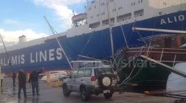 Lavrio port bad weather accident..