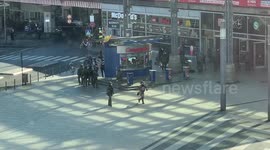Armed police diffuse hostage situation at Cologne train station