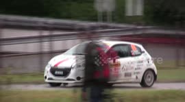 PEUGEOT 208 R2 RALLY CRASH