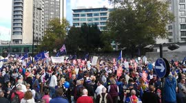Crowds begin to gather in London for anti-Brexit march