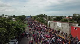 Newsflare Edit - Honduran migrant caravan approaches Mexican border