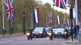 Dutch and UK flags flying over the Mall during state visit week