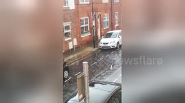 Newsflare Edit - Unbelievable Hail Stones in York Fri 27th July