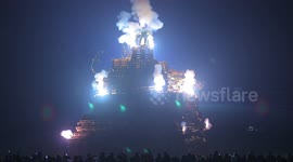 Astonishing Springhead Park bonfire in Leeds marks Guy Fawkes Night