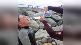 Newsflare Edit - Fun in  #galeforcewinds #SummerHolidays   #anglesey #windy #beach https://t.co/pWAJnRjANZ