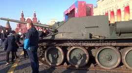 WWII tanks displayed at Moscow’s Red Square to mark anniversary of 1941 military parade