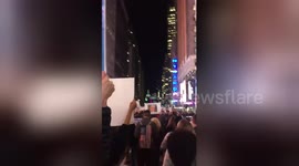 NYC protesters call for protection of Mueller investigation in Times Square