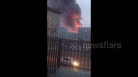 Massive blaze tears through St. Petersburg superstore
