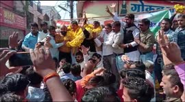 Several injured when stage collapses at Indian political rally