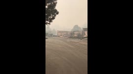 This was @Safeway in Paradise....#CampFire https://t.co/9hHgQNW29r
