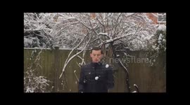 SNOWBALL JUGGLING - AMAZING SKILLS!