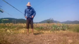Chinese farmer's brilliant Michael Jackson dance moves