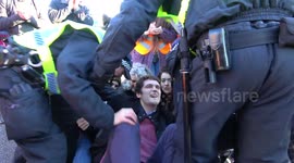 Dozens of arrests as London bridges blocked by thousands of climate change protesters