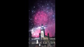 #GlasgowLovesChristmas #GeorgeSquare @GBXANTHEMS Christmas light switch on fireworks ???? beautiful ?????? https://t.co/jD5TAx5bvo