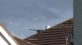 I would't mind to live there ! Busiest Airport in the World London Heathrow