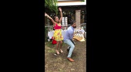 Groom left embarrassed after dropping cake during wedding ceremony in Argentina